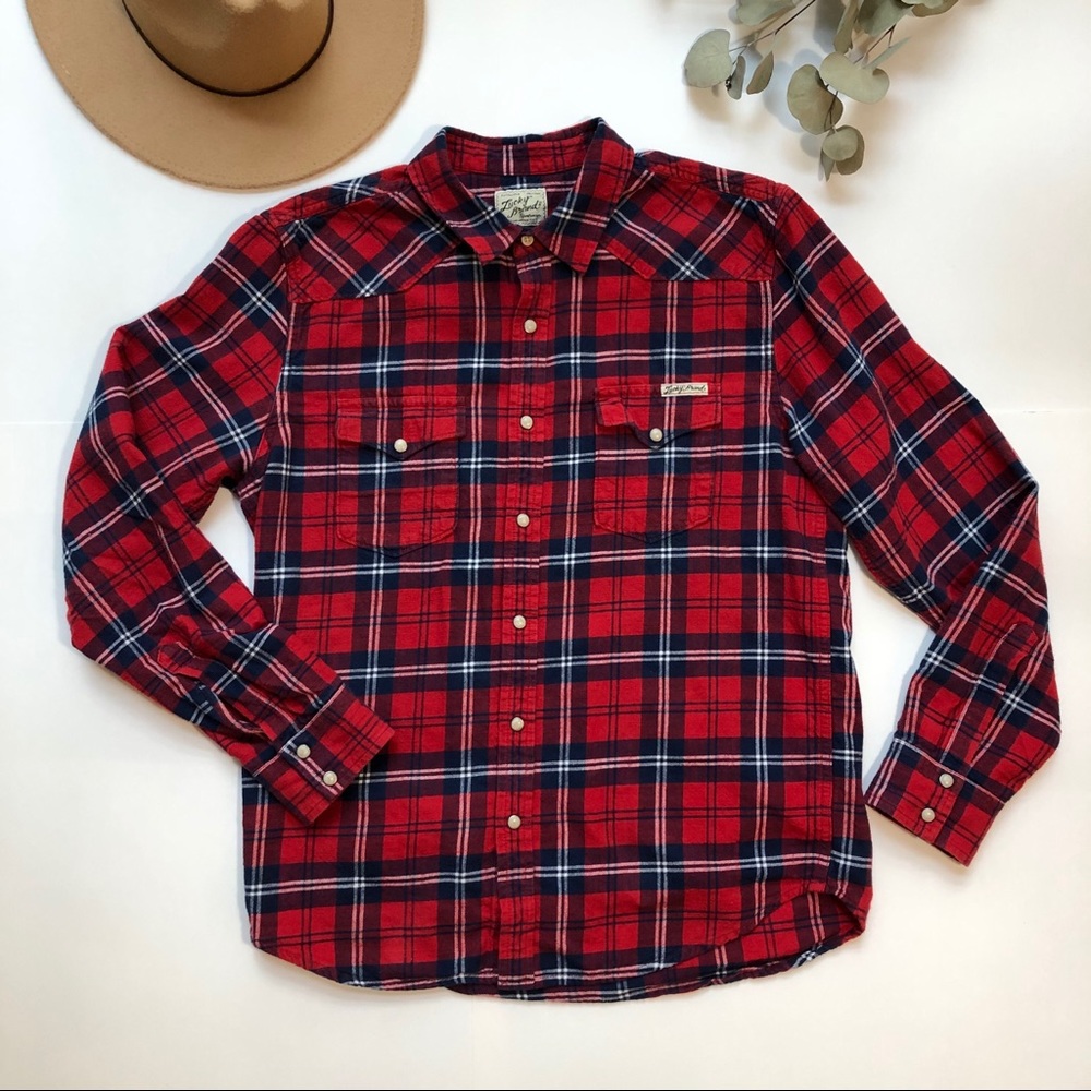 Lucky Brand plaid button up flannel - Size M